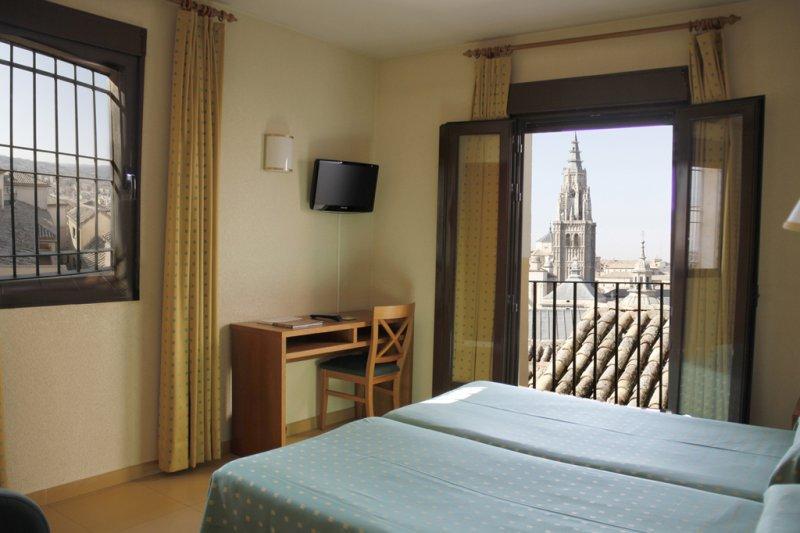 Hotel Yit Conquista De Toledo Esterno foto