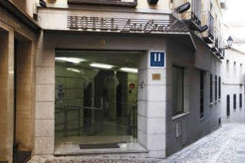 Hotel Yit Conquista De Toledo Esterno foto